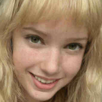 Мікалінн Оголені