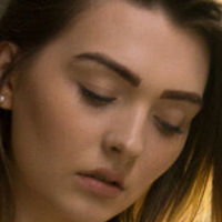 Мілтон Кейнс Оголені