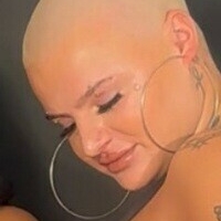 міссенджелбеллаа Оголені