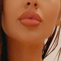 Міс Рубі Наталі Оголені