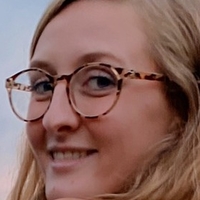 Моллі Піллс Оголені