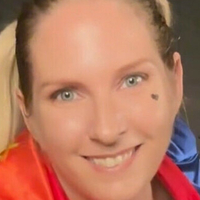 момімлукінгфор Оголені