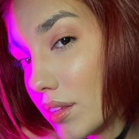 Наомі Сікретс Оголені