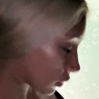 Наомішарон Оголені