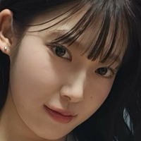 Нью Саена Оголені