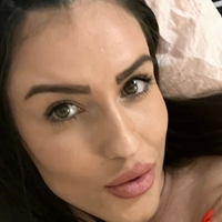 Ніна Хейрдрессерр Оголені