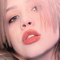 Ніна Восс Оголені