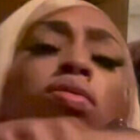 ніяонфаєр3х Оголені