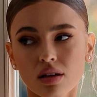 Нола Грей Оголені