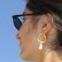 Нура Неджад Оголені