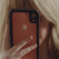 ОфеліяксЕнн Оголені