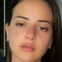 Пем Лемес Оголені