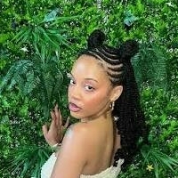 Патра Джонсон Оголені