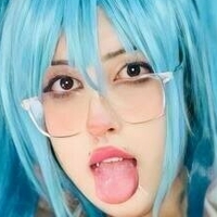 петитенатт Оголені