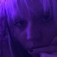 Потулка Оголені