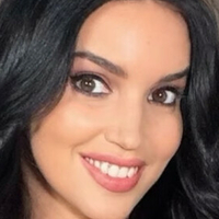 Прісцилла Ліауд Оголені