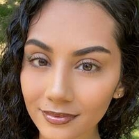 Прія П. Варрієр Оголені