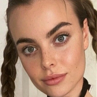 Пуссеттогрета Оголені