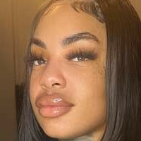 Квін Кіаа Оголені