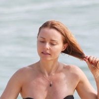 Ріта Гедес Оголені
