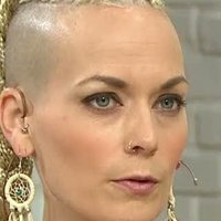 Санна Бродінг Оголені