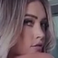 Сара Натівідад Оголені