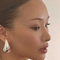 Сара Чеунг Оголені