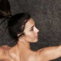 Сара Х'юз Оголені