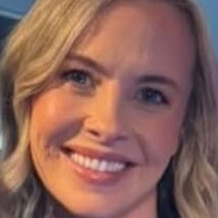 Шебан Ахерн Оголені