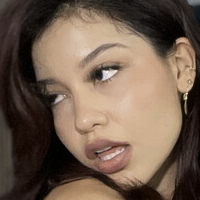 Сільвія Ліа Оголені