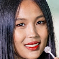 Гріховна сестра Оголені