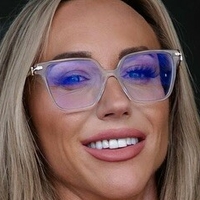 ШестипакДівчина Вікторія Скотт Оголені