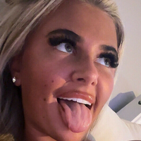 слеоніекс Оголені