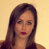 Софі-Ен Дефо Оголені