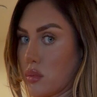 Софі Елоїз Оголені