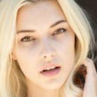 Стефані Міхова Оголені