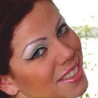 Сузана Алвес Оголені