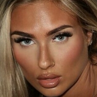 Тара Роуз Оголені