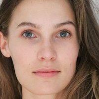 Тереза Ділгер Оголені