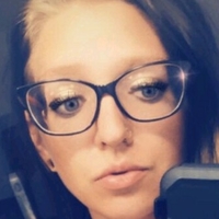 Зірлін Лі Оголені