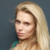 Теодора Річардс Оголені
