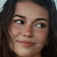 Тюркю Су Демірел Оголені