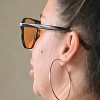 Ванесса Оголені