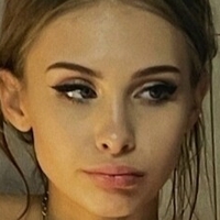 Венкіллоу Оголені
