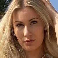 Вікторія Шнайдер Оголені
