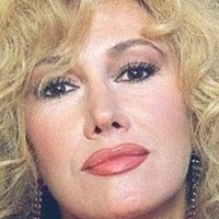 Вікторія Вера Оголені
