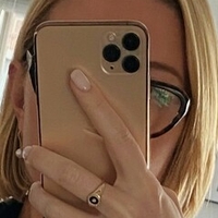 Вів Коул Оголені