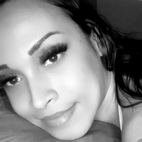 Ясмім Майерс Оголені