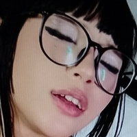 Юмі Муніз Оголені